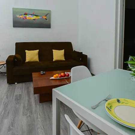 New 1 Bedroom Centre With Terrace And Views * Valletta