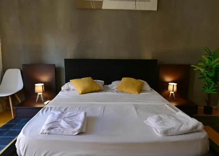 Διαμέρισμα New 1 Bedroom Centre With Terrace And Views