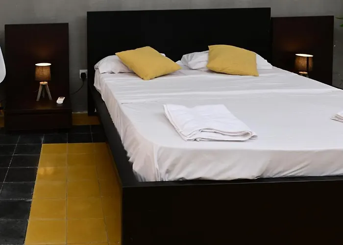 New 1 Bedroom Centre With Terrace And Views Διαμέρισμα Βαλέτα